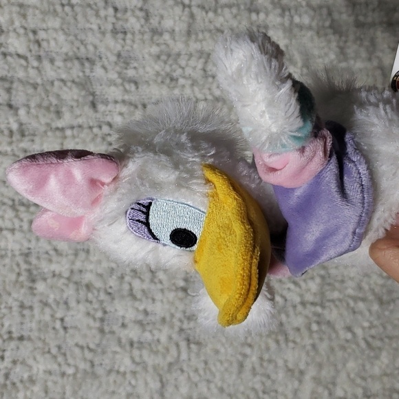 Authentic disney parks disneyland daisy duck stuffed animal - Picture 2 of 9